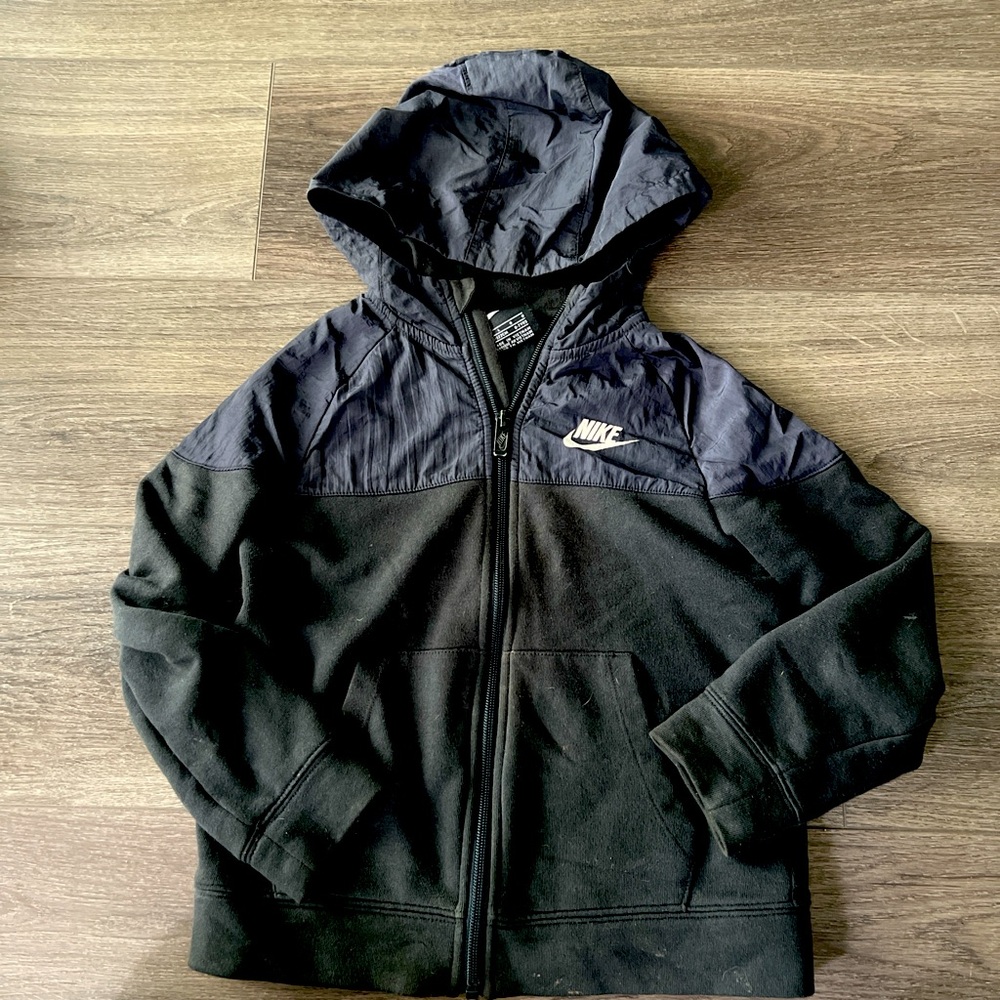 Black Nike kids boys hoodie zip up jacket sweatshirt sz 6-7